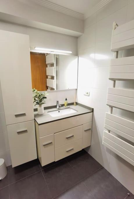 Completo Apartamento A Un Paso De La Concha San Sebastián Esterno foto